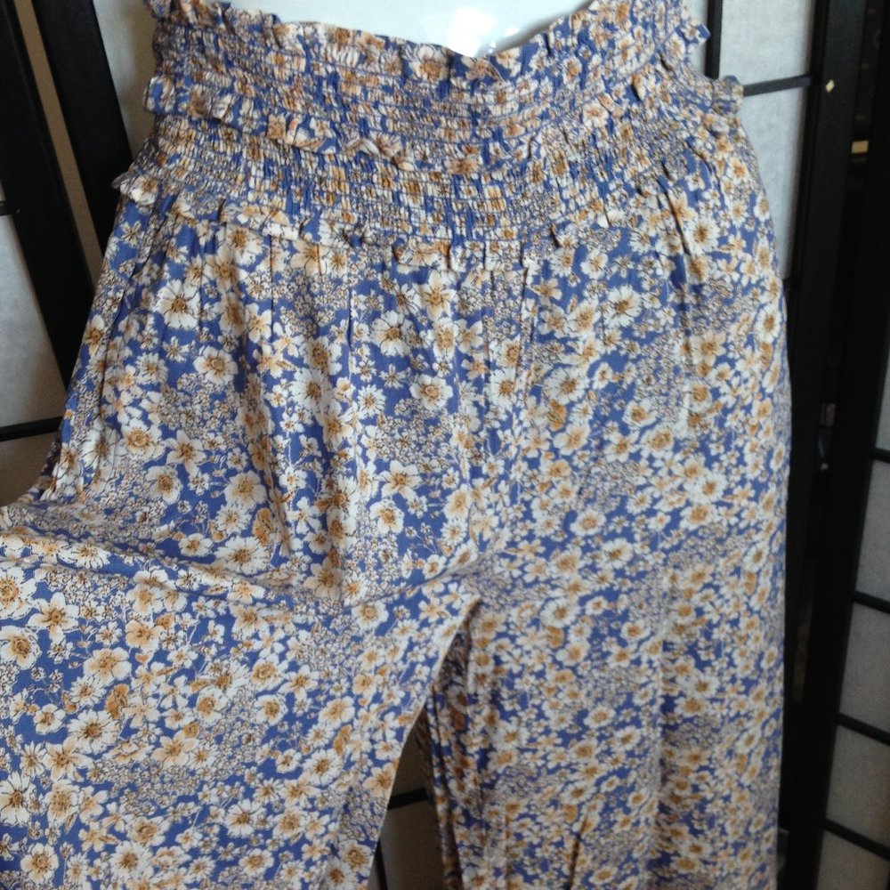 Gorgeous Comfy Print Smock Waist Wide Leg, Approx Inseam 29", NWOT